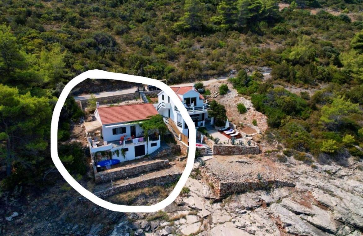House Hvar Zastrazisce